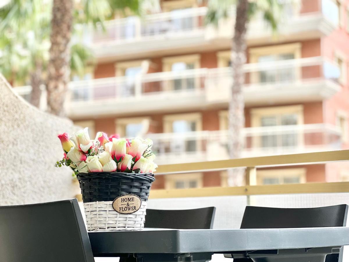 Apartamentos Centro Salou Exteriör bild
