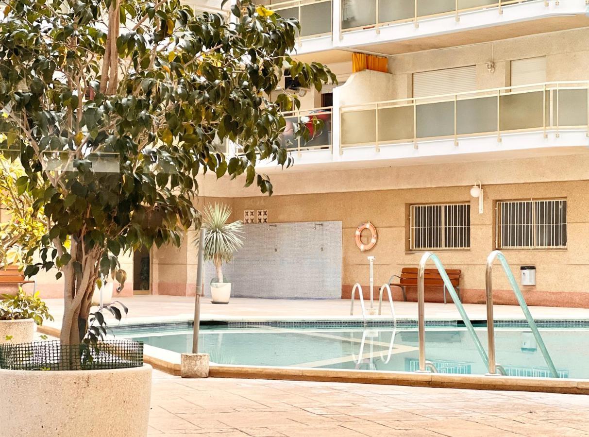 Apartamentos Centro Salou Exteriör bild