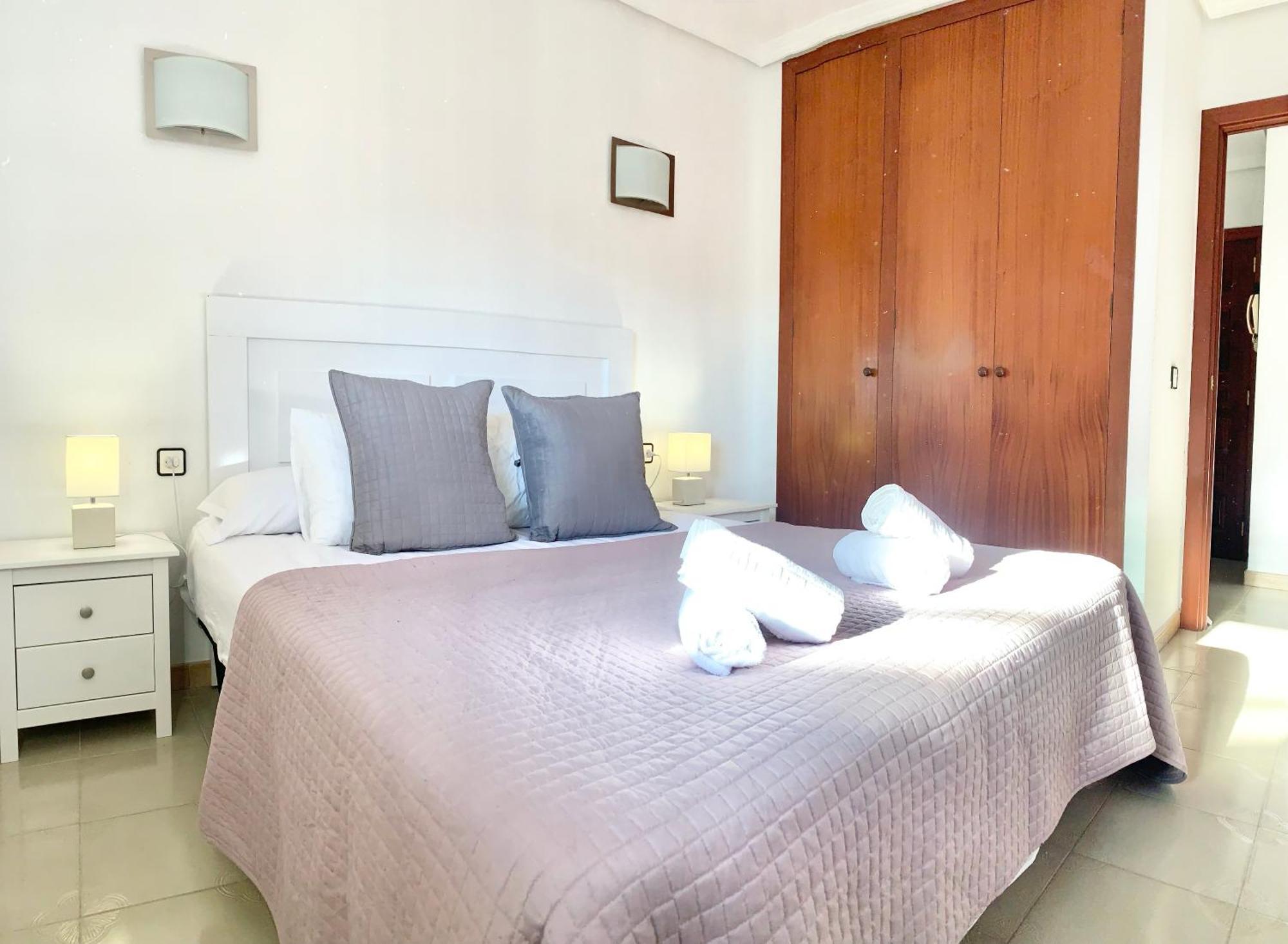 Apartamentos Centro Salou Rum bild